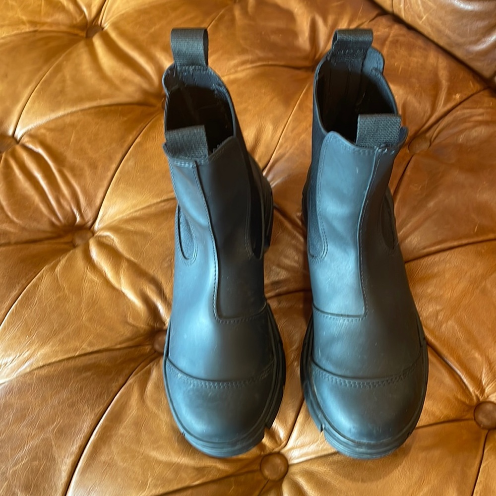 GANNI BLACK CITY BOOTS size 38